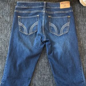 Hollister Women's Classic Straight Leg Denim